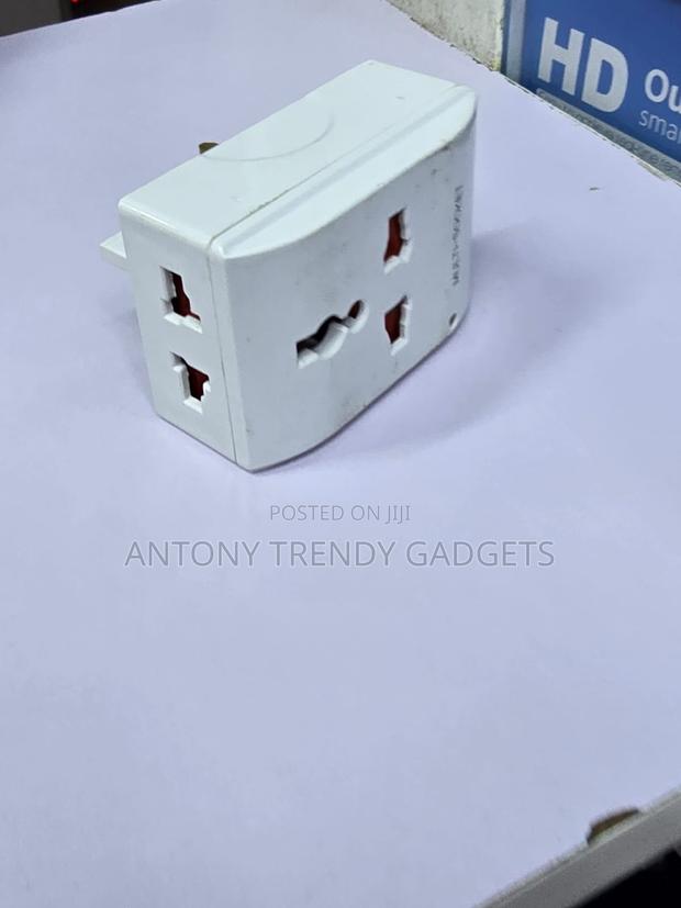 Multi Plug UK Adapter Compatible With EU US UK Plugs - thumbnail 2