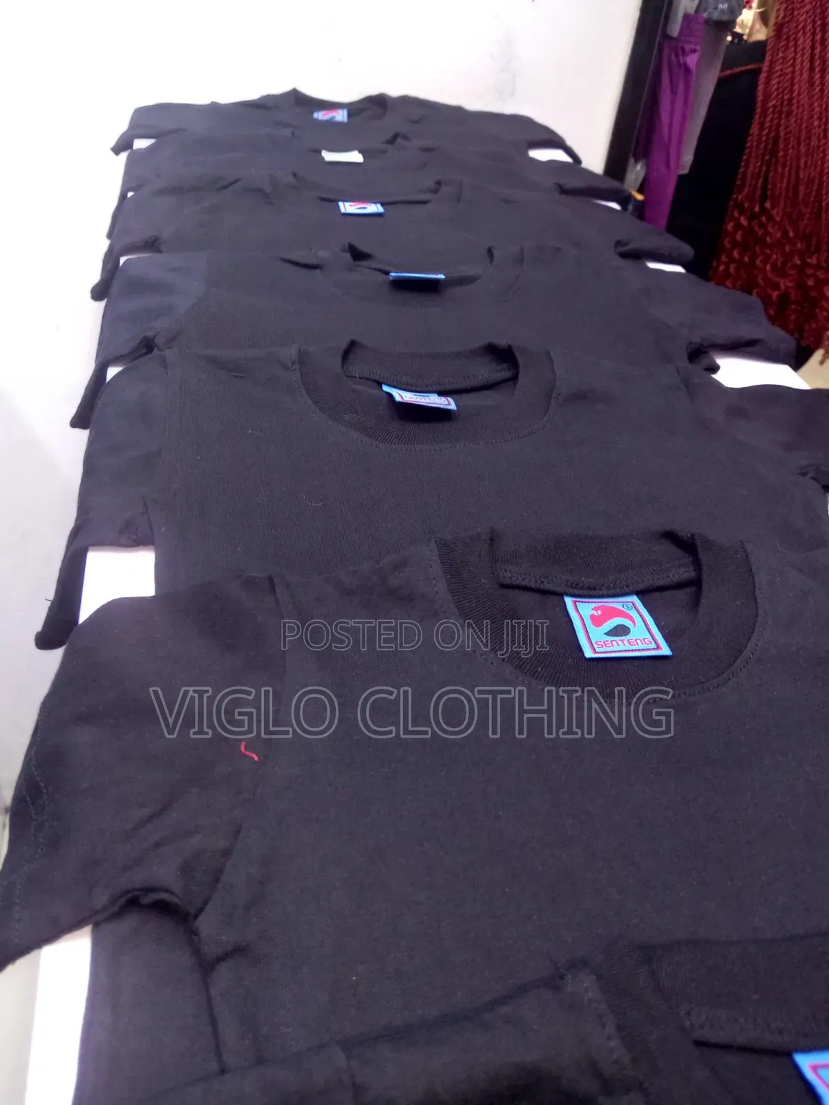 Wholesale Black Plain Kids Roundnecks