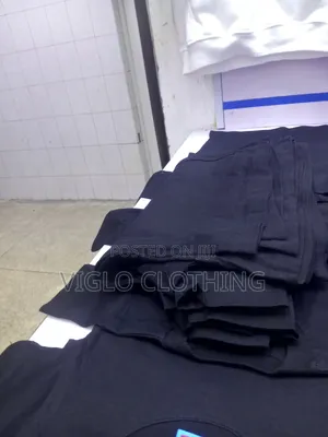 Wholesale Black Plain Kids Roundnecks