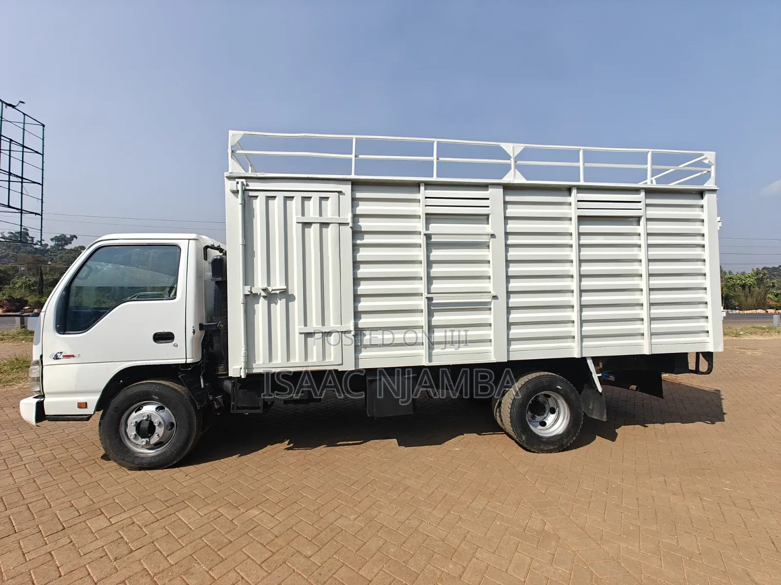 Isuzu NPR Original Cabin