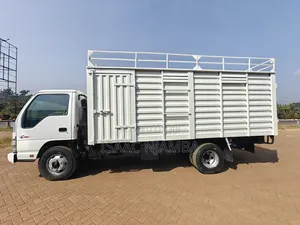 Isuzu NPR Original Cabin