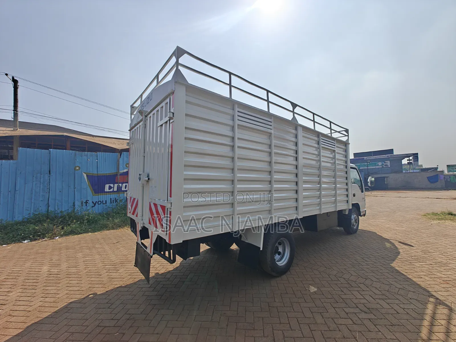 Isuzu NPR Original Cabin