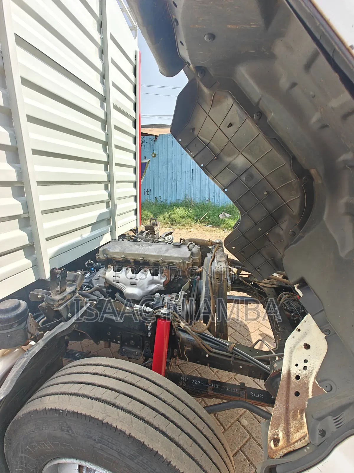 Isuzu NPR Original Cabin