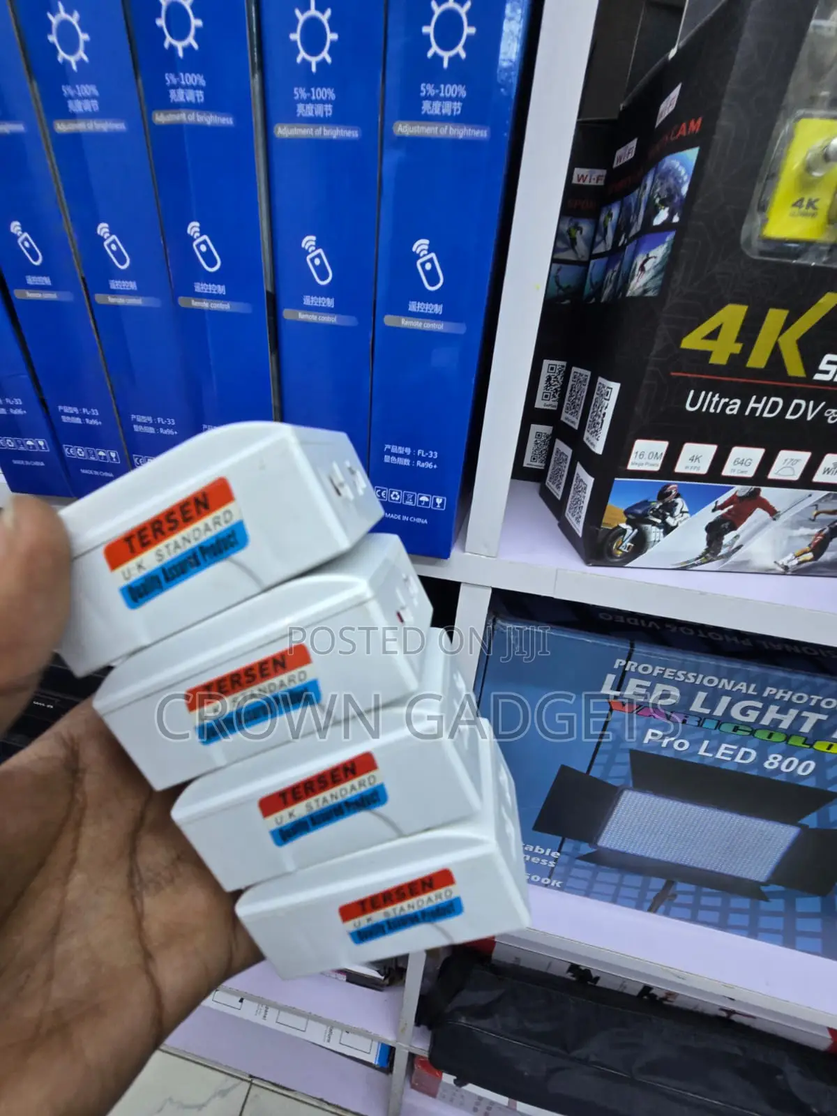 UK Type G Universal Power Adapter With Multi Plug Support