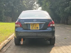 Toyota Belta 2006