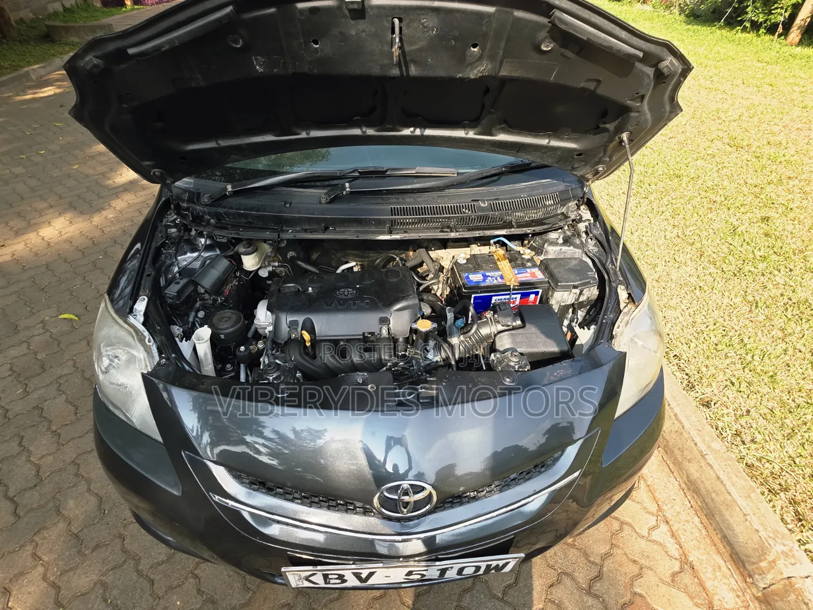 Toyota Belta 2006