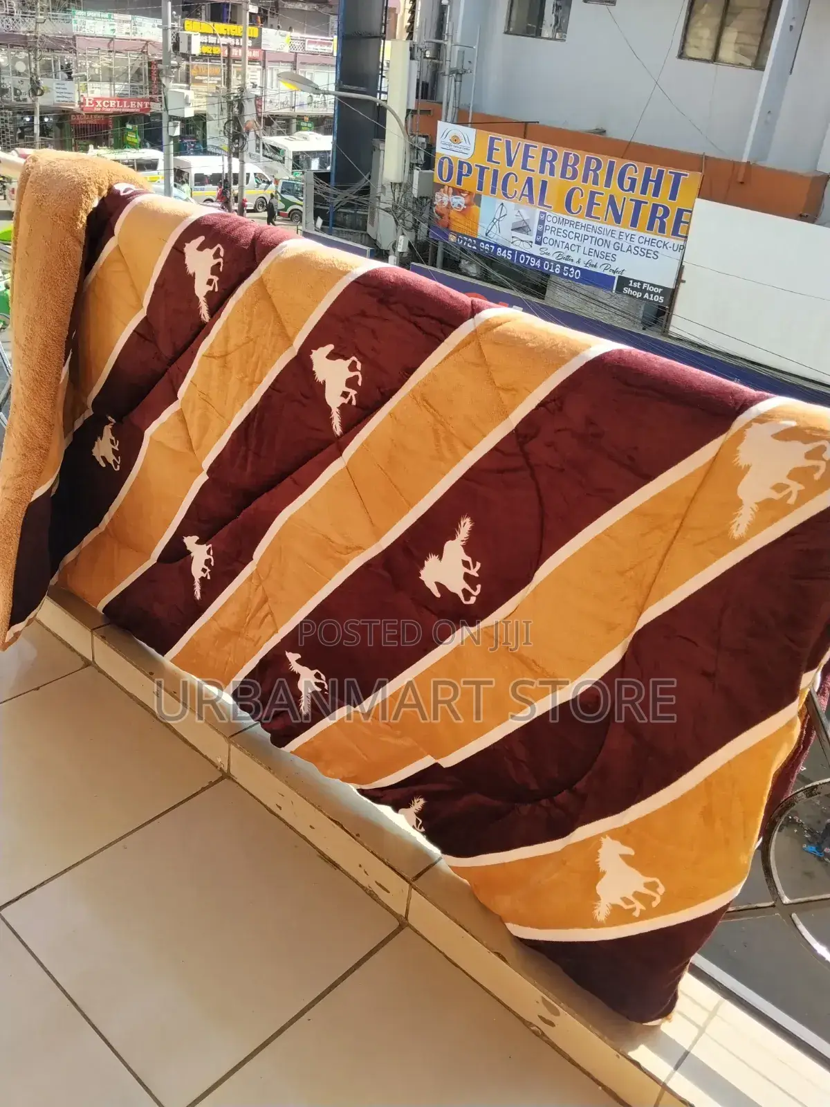 Warm Single Woolen Duvet 6x6 for Everyday Comfort
