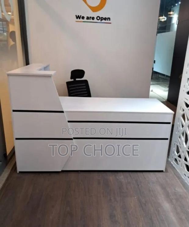 Reception Counter Desk - main view