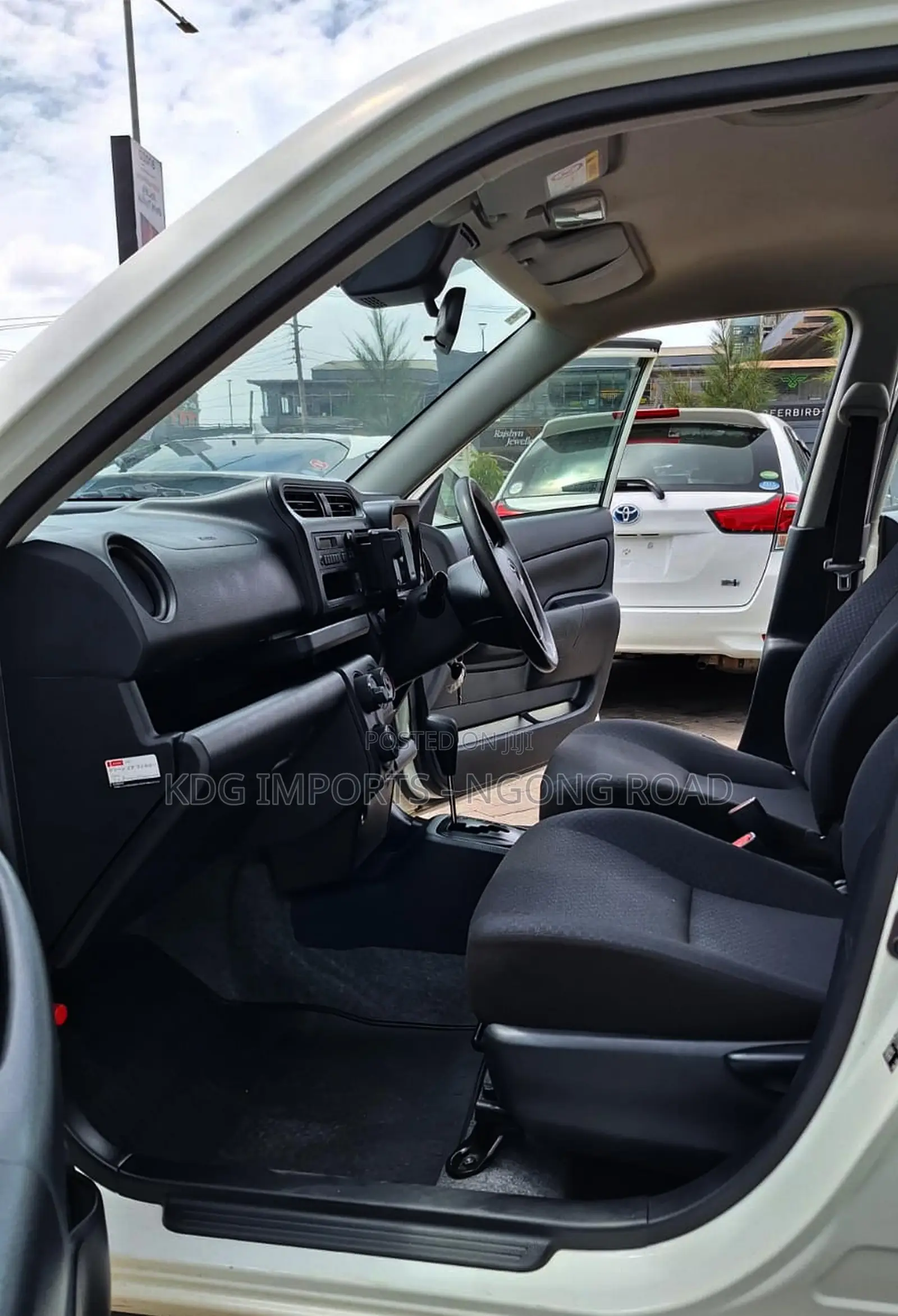 Toyota Succeed 2019 White