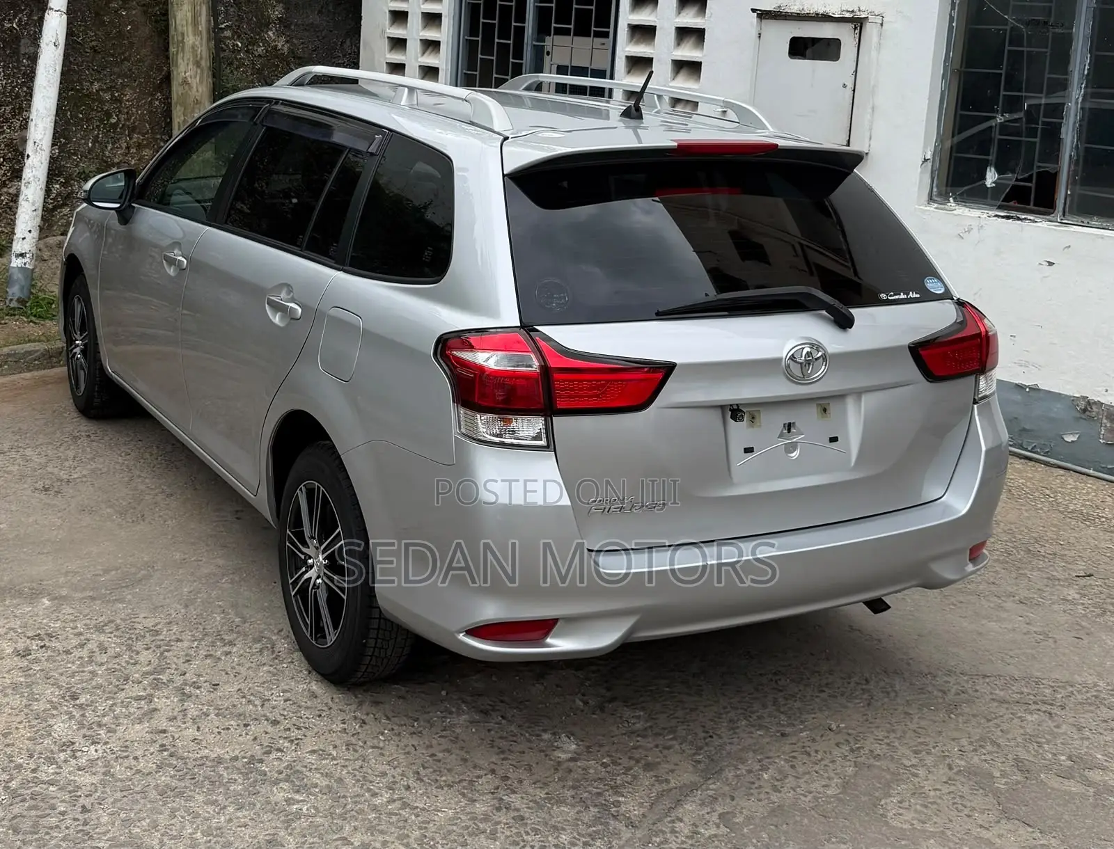 Toyota Corolla Fielder 2019 Silver