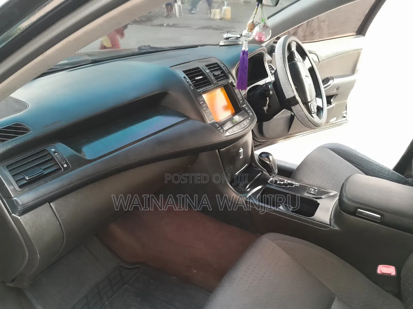 Toyota Crown 2010 Black