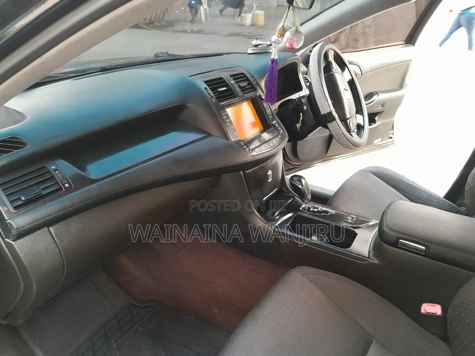 Toyota Crown 2010 Black