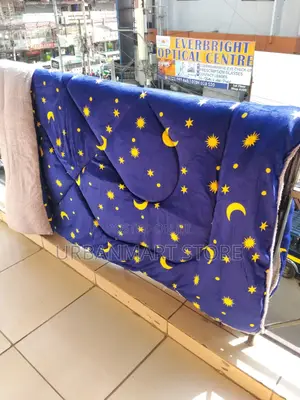 Soft Woolen Duvet 6x6 With Modern Beautiful Patterns