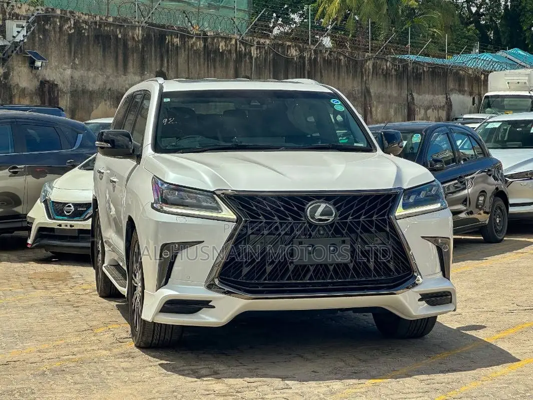 Lexus LX 570 AWD 2020 Pearl