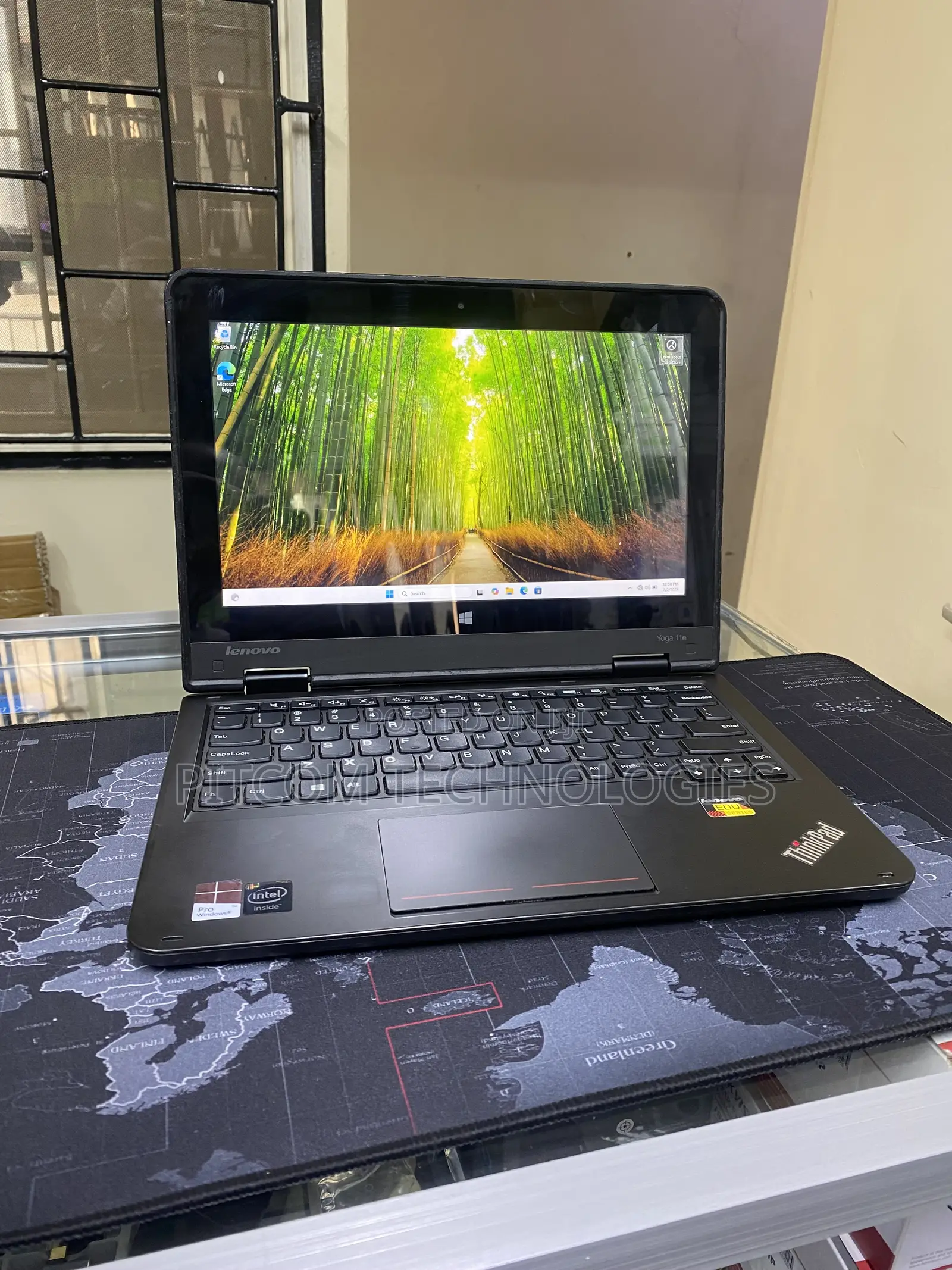 Laptop Lenovo Yoga 11e 8GB Intel Celeron HDD 500GB