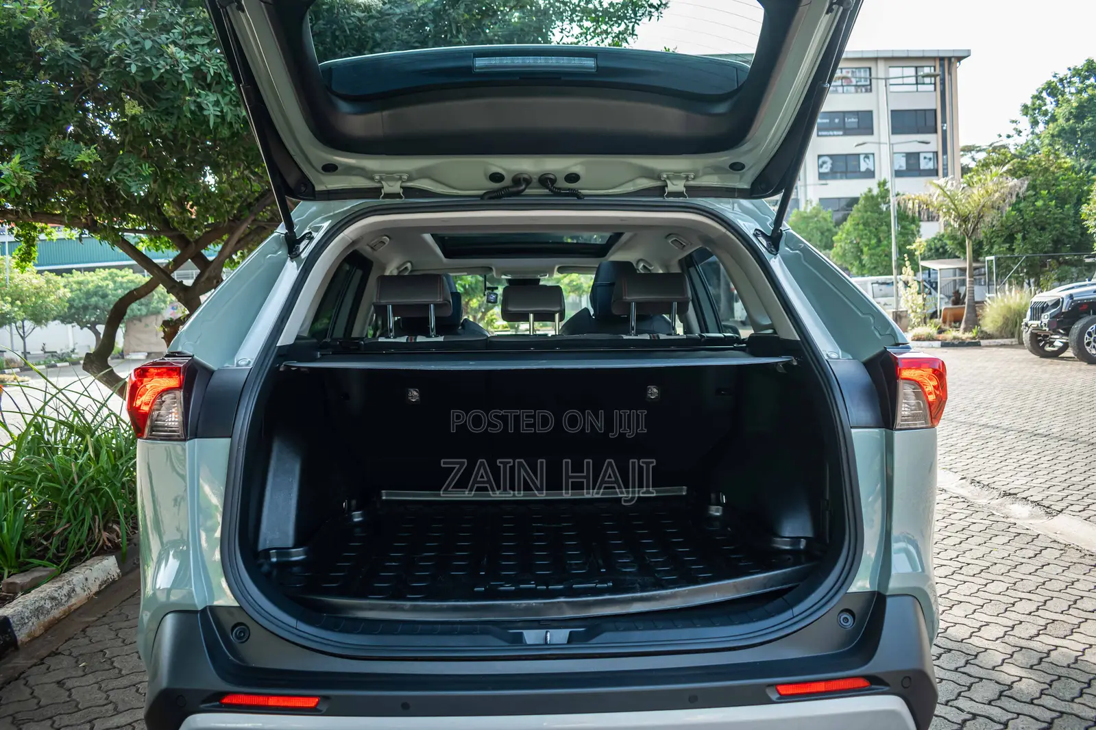 Toyota RAV4 2019 Green