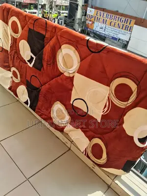 Cozy Woolen Duvet 5x6 Warm for Cold and Warm Seasons and 6 by 6