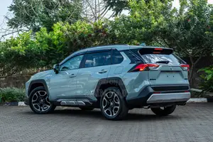 Toyota RAV4 Adventure 2021 Green