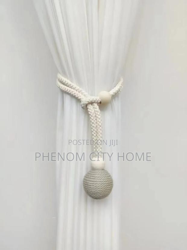 Wooden Ball Curtain Holders/Tie Backs - thumbnail 2