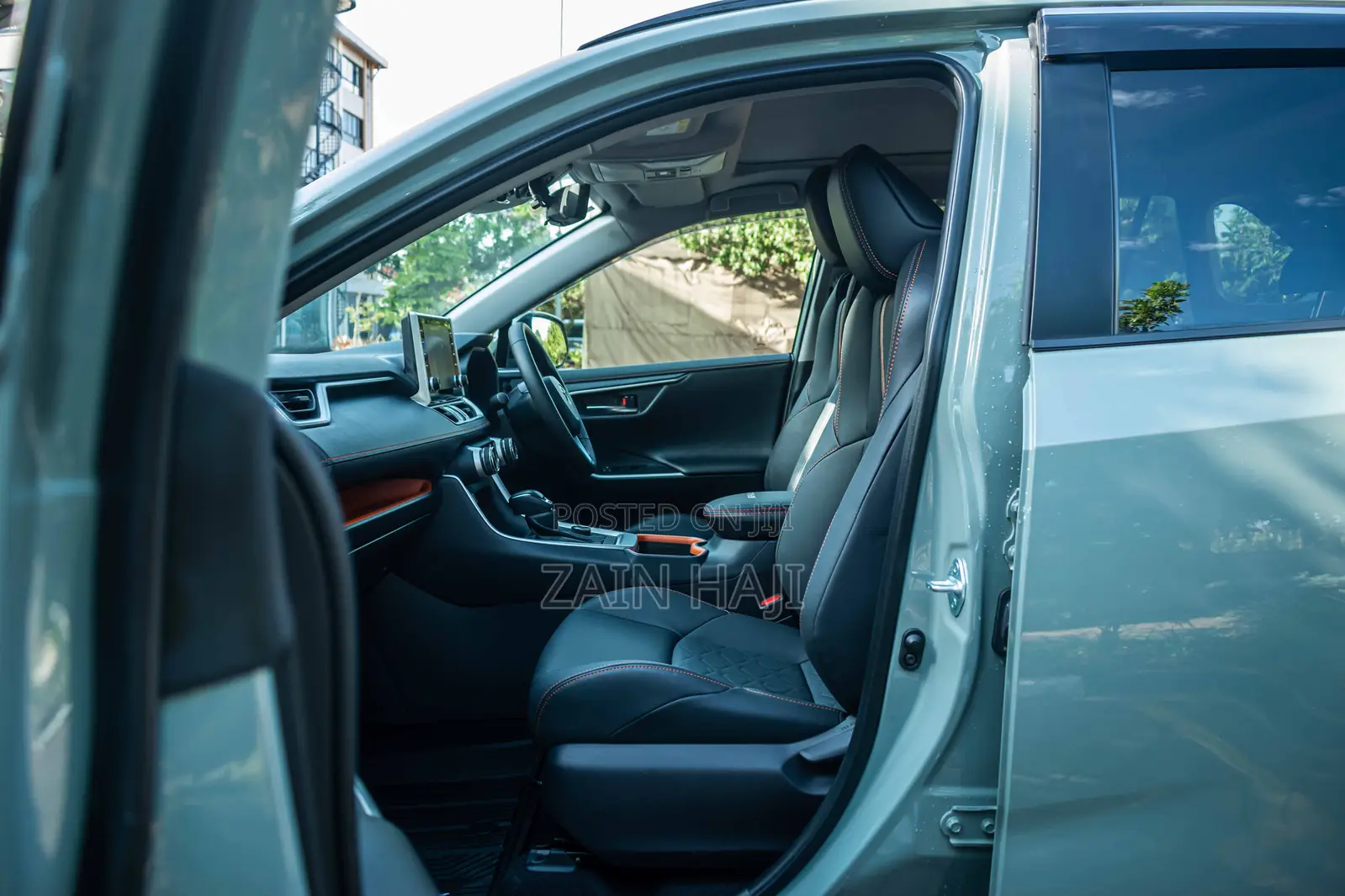 Toyota RAV4 Adventure 2021 Green