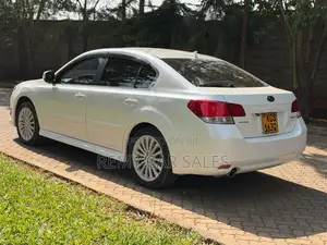 Subaru Legacy 2011 White