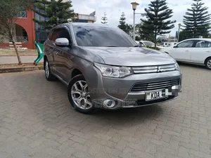 Mitsubishi Outlander 2014 Gray
