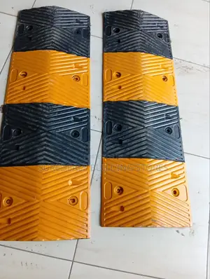 High Quality Reflective Rubber Speed Bumps