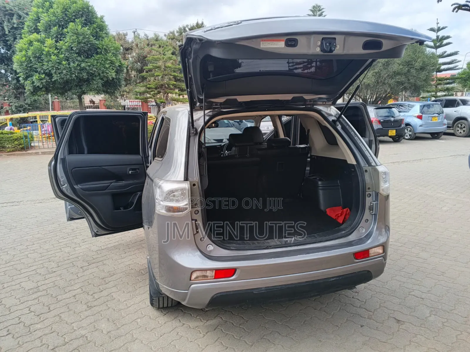 Mitsubishi Outlander 2014 Gray