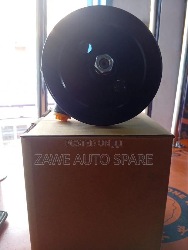 Power Steering Pump 5l Engine - thumbnail 3