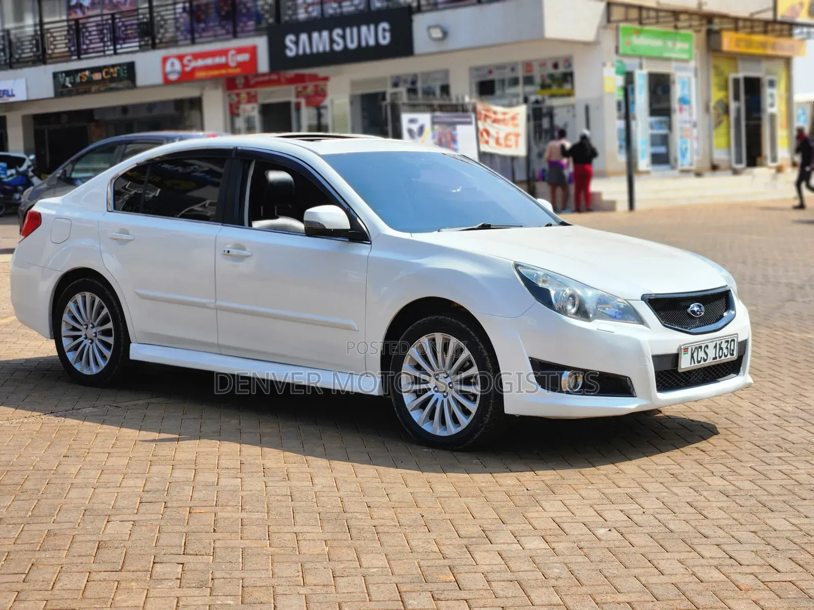 Subaru Legacy 2011 White