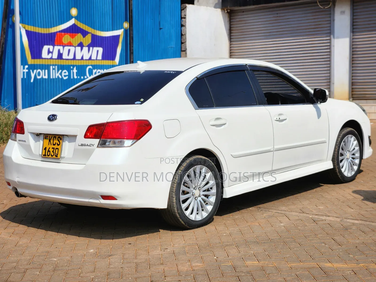 Subaru Legacy 2011 White
