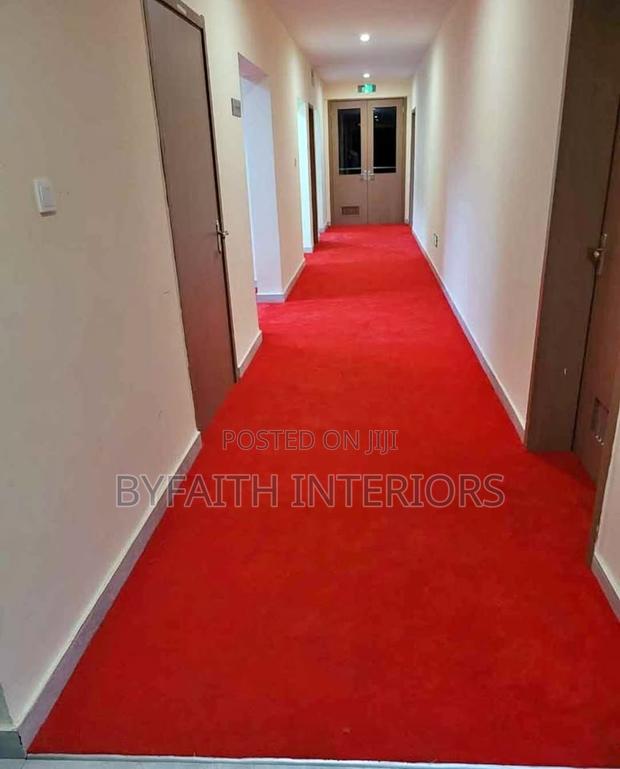 Well Fitting Office Carpet - thumbnail 2