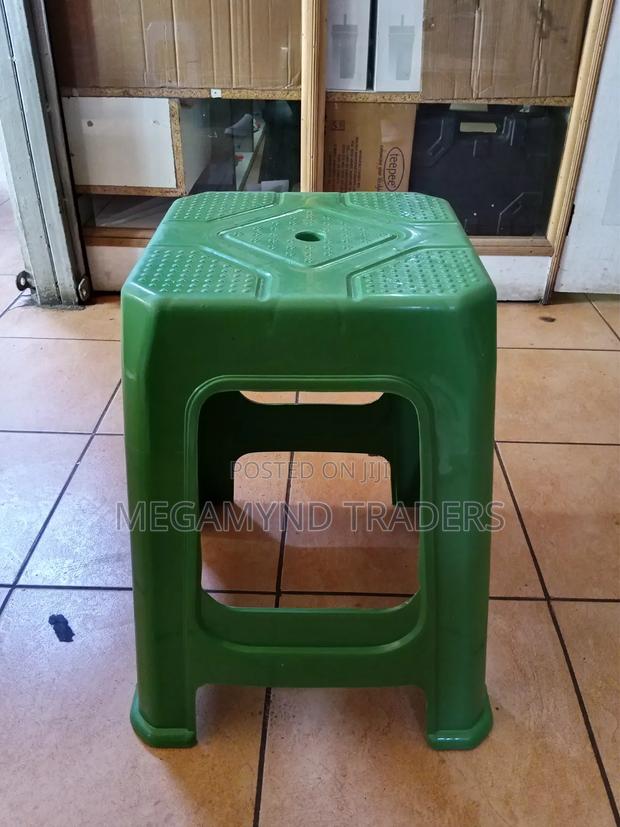 Plastic Stool / Portable Plastic Seat - thumbnail 5
