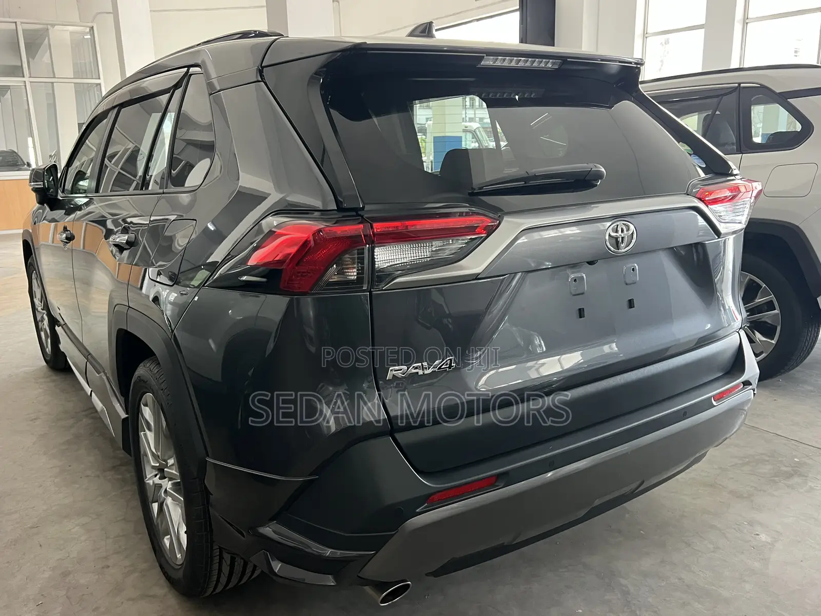 Toyota RAV4 2020 Gray