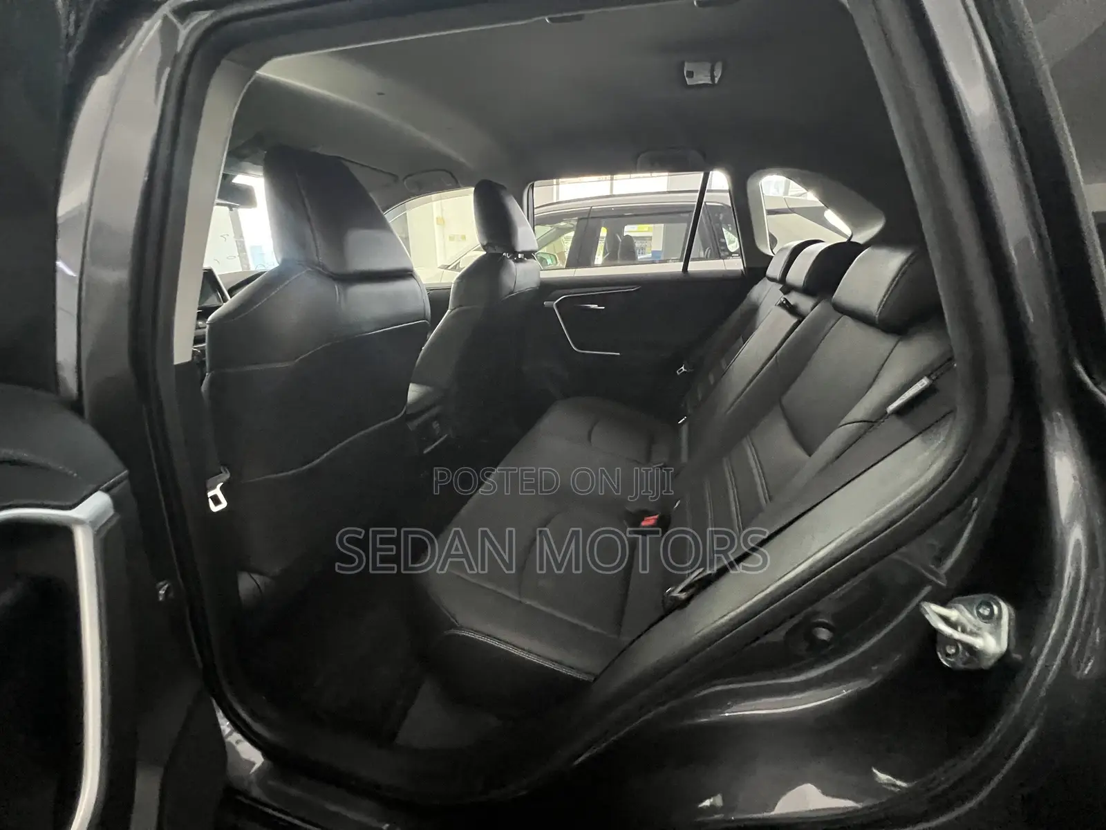 Toyota RAV4 2020 Gray