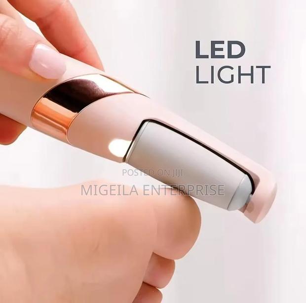 Rechargeable Callous Remover - main view