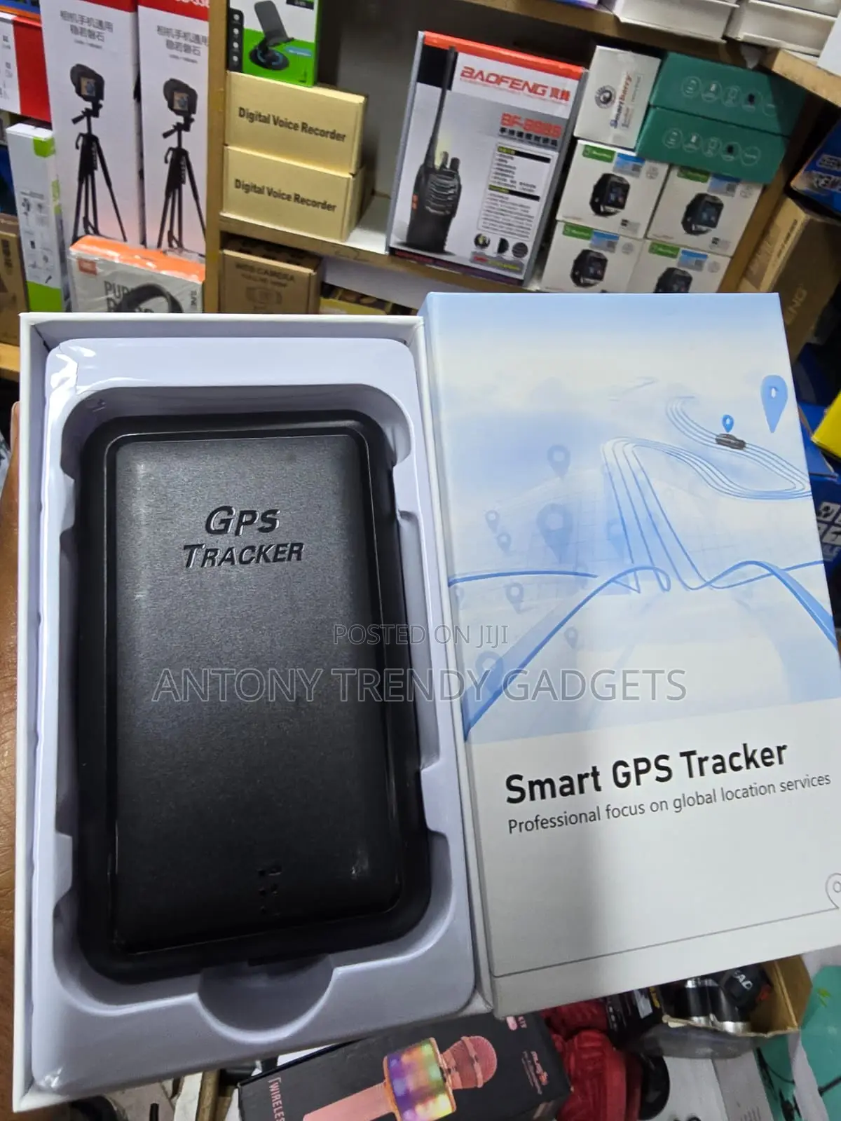 P11 Magnetic GPS Tracker With 20000mAh Long Battery