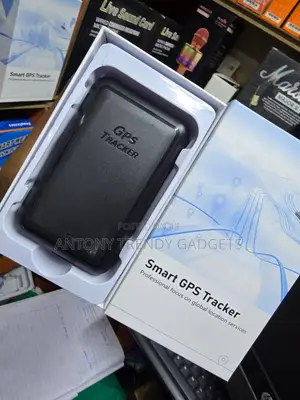 P11 Real-Time 4G GPS Vehicle Tracker With Strong Magnets