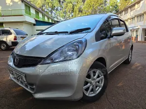 Honda Fit 2011 Silver
