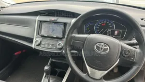 Toyota Corolla Fielder 2019 Silver