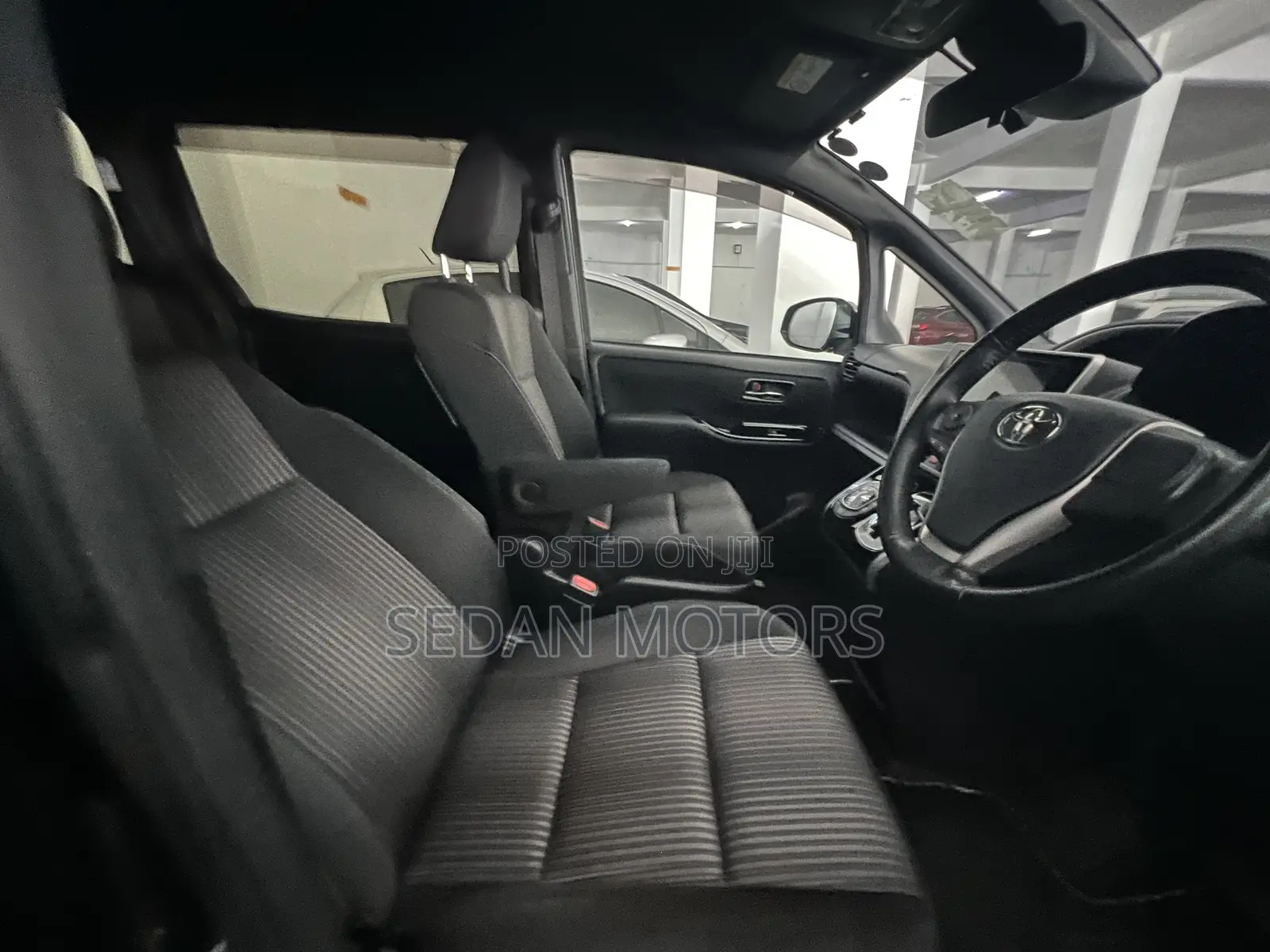 Toyota Voxy 2019 Blue
