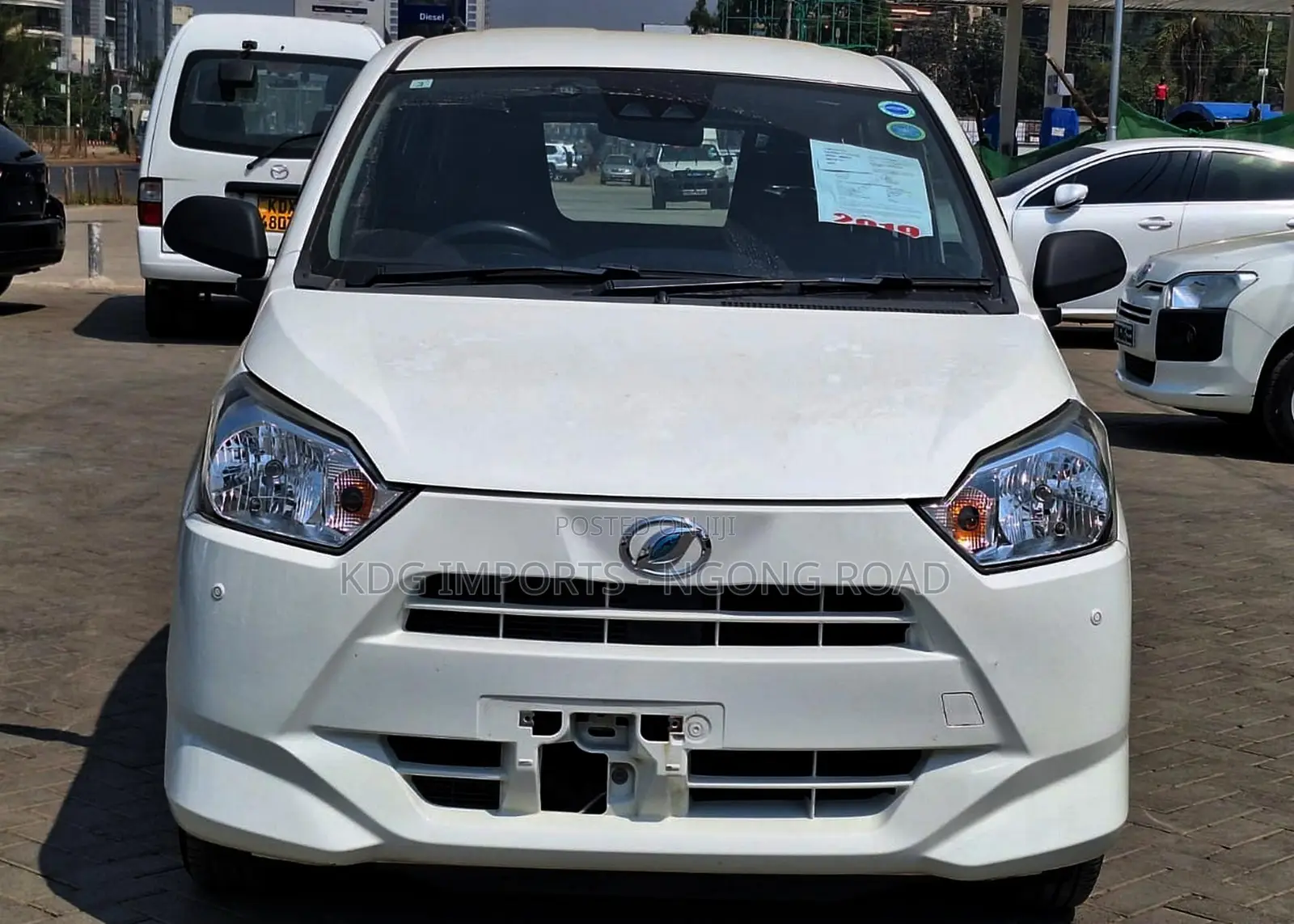 Daihatsu Mira 2019