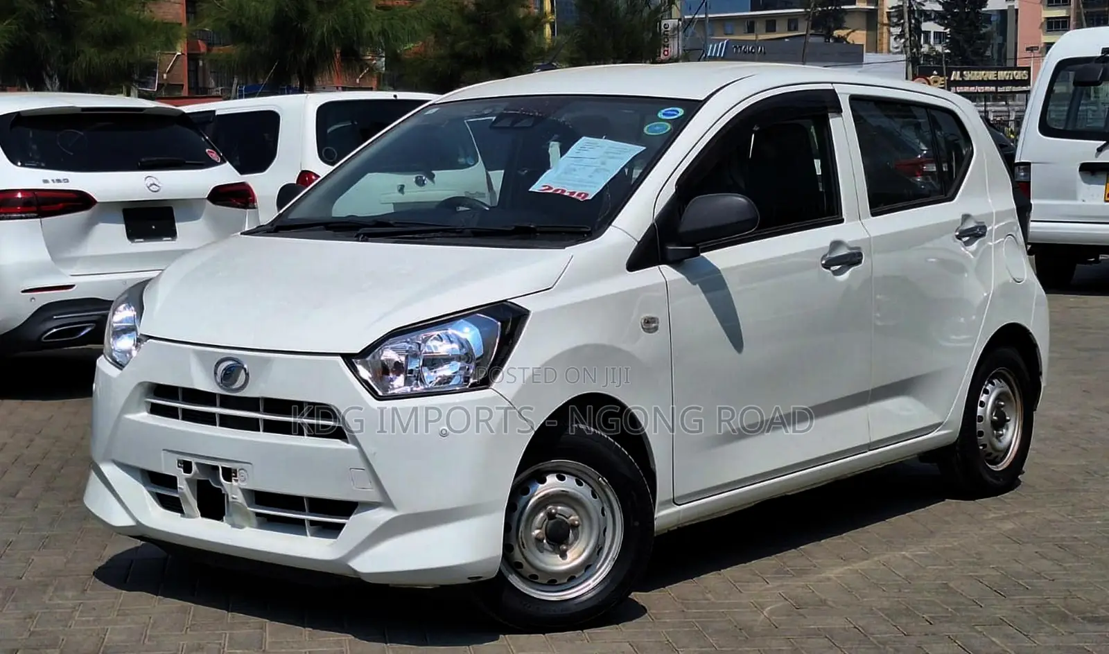Daihatsu Mira 2019