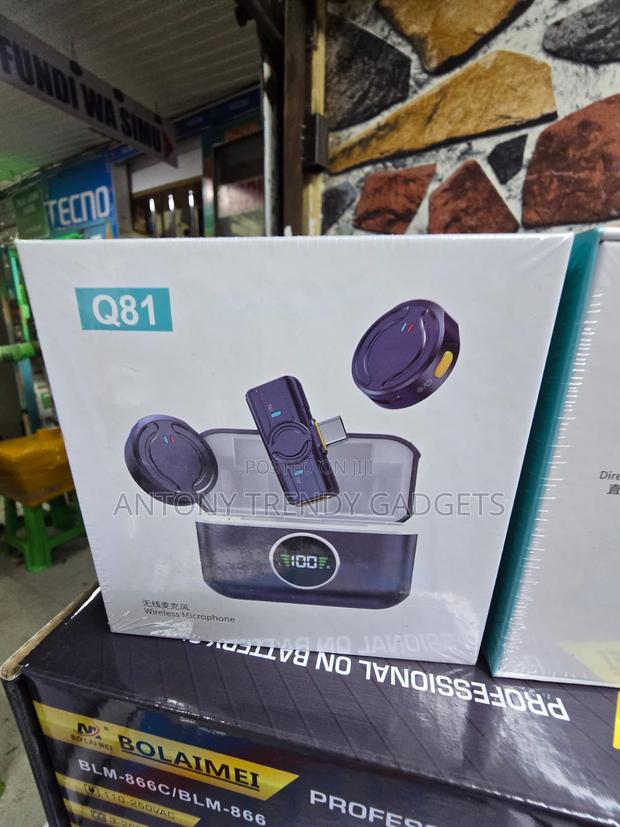 Q81 Wireless Microphone With Charging Case ANC - thumbnail 2