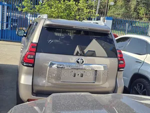 Toyota Land Cruiser Prado 2019