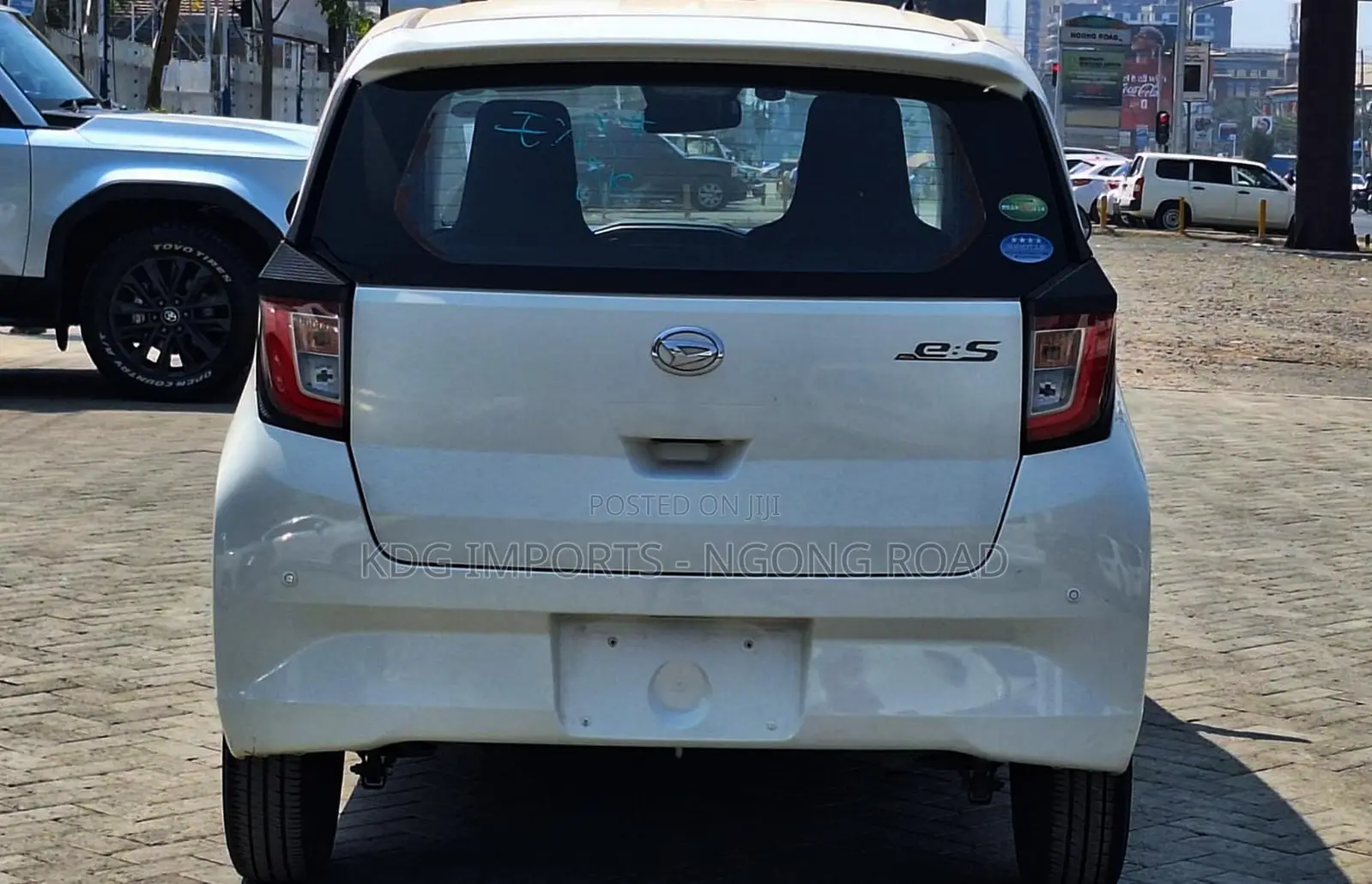 Daihatsu Mira 2019