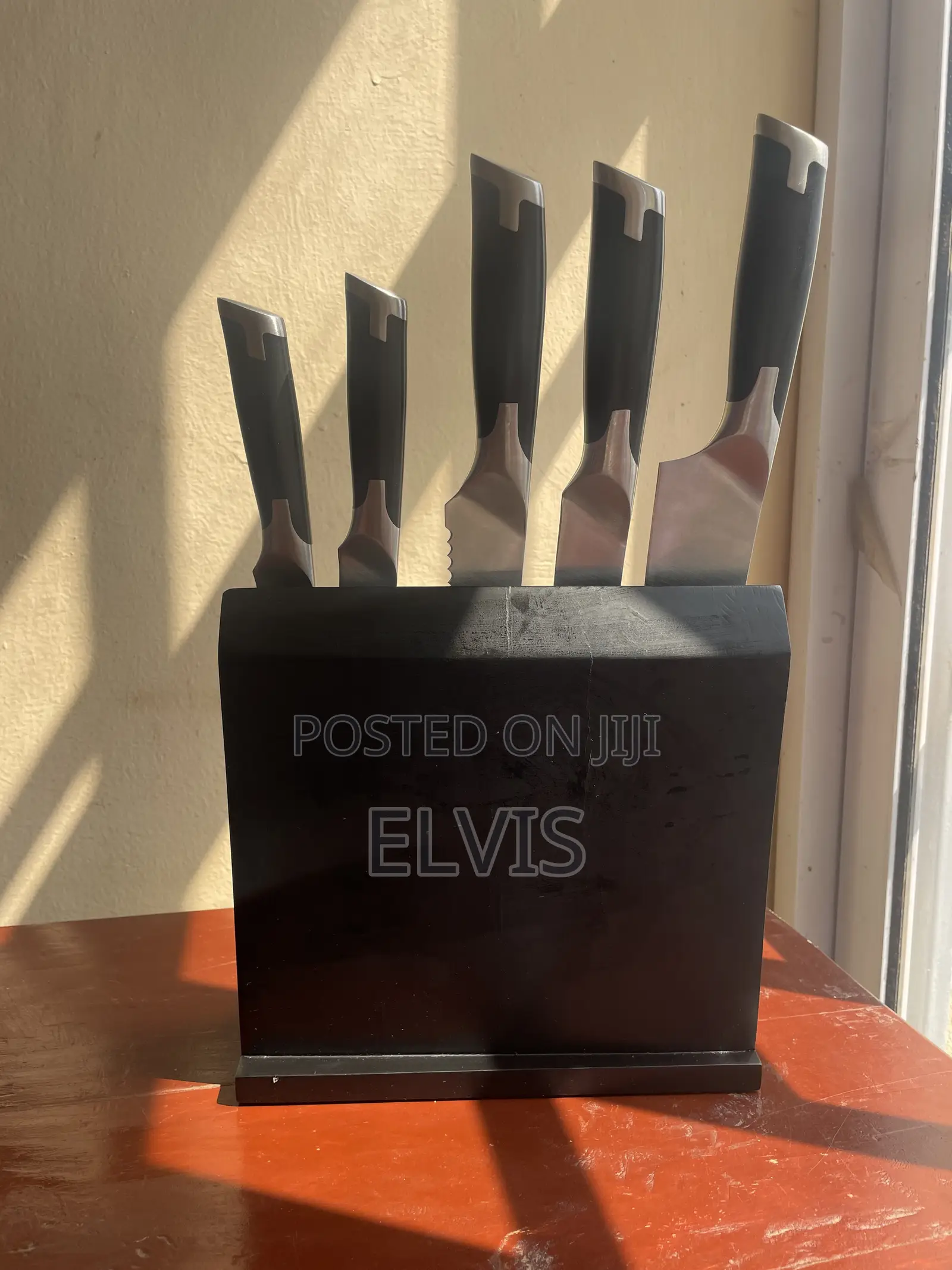 Magnetic Kitchen Knives