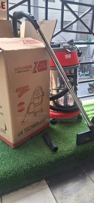Windsor Vacuum Cleaner 30L Wet and Dry
