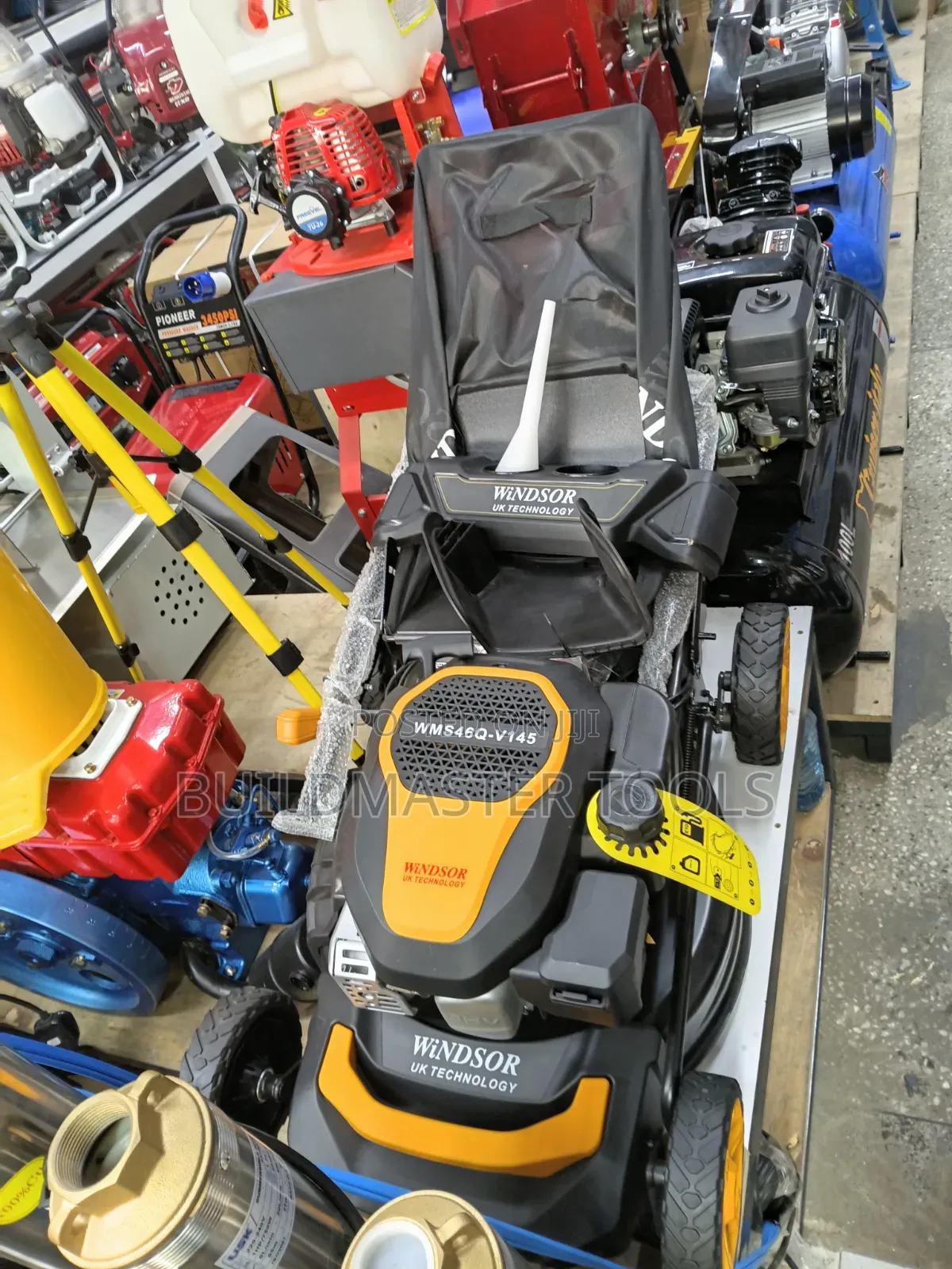 Windsor WMS46Q-V145 Petrol-Powered Lawnmower