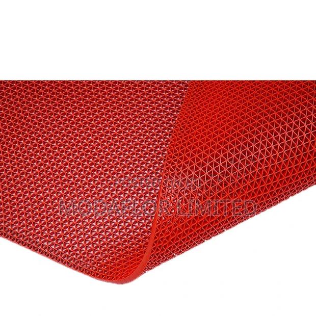 Premium PVC Floor Safety Mat – Easy to Clean - thumbnail 2